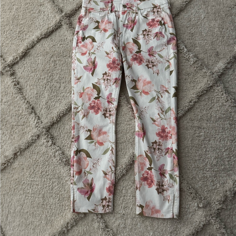 Floral Women's Cropped Jeans